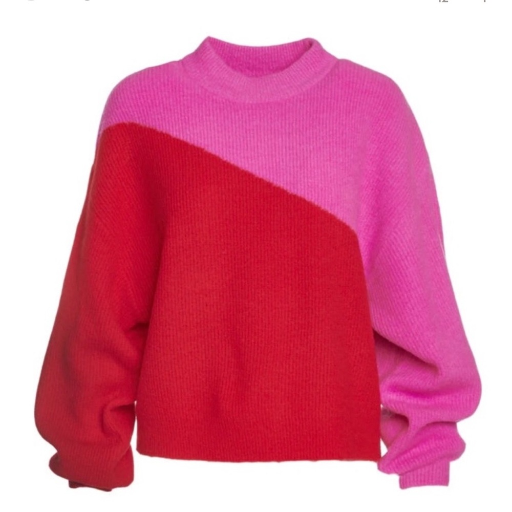 This Crosby sweater is gorgeous!! I’ve only worn a few times!
Size small.